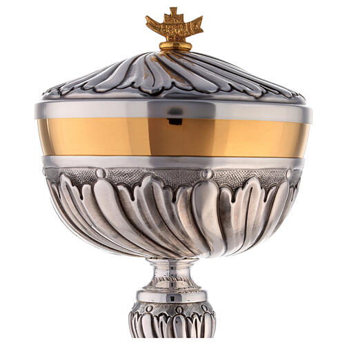 Chiseled ciborium silver-plated, diam 12.5 cm handmade 2