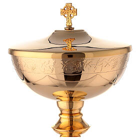 Ciborium with grooves of vine and Celtic cross h 24 cm
