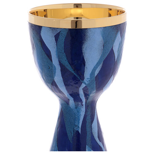 Kelch aus vergoldetem Messing mit Emailarbeit in Blau-Tönen, Cuppa aus vergoldetem Silber, 18,5 cm hoch 3