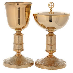 Chalice and ciborium of 24k gold plated brass with Medievalis style node