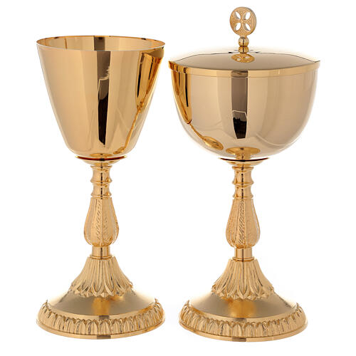 Chalice and ciborium of 24k gold plated bras with casted node and base 1