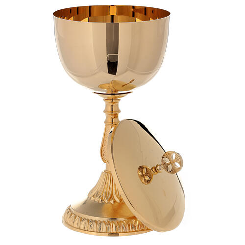 Chalice and ciborium of 24k gold plated bras with casted node and base 5