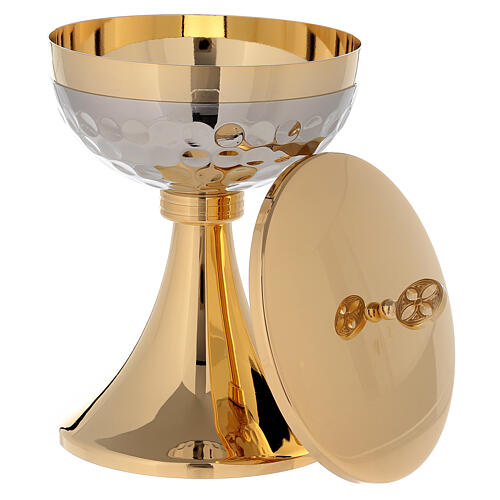 Cálice e Píxide litúrgicos latão dourado 24 K copa martelada e nó simples 6