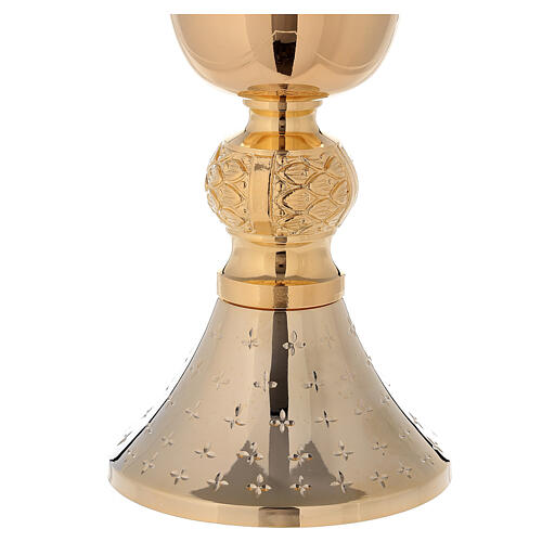 Chalice and ciborium of 24K gold plated brass with diamond finish base 3