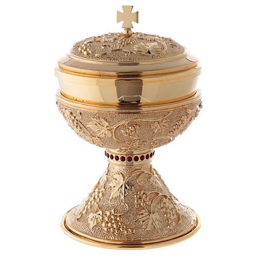 Ciborium of 24K gold plated brass with grapes and leaves 1