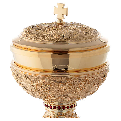 Ciborium of 24K gold plated brass with grapes and leaves 2