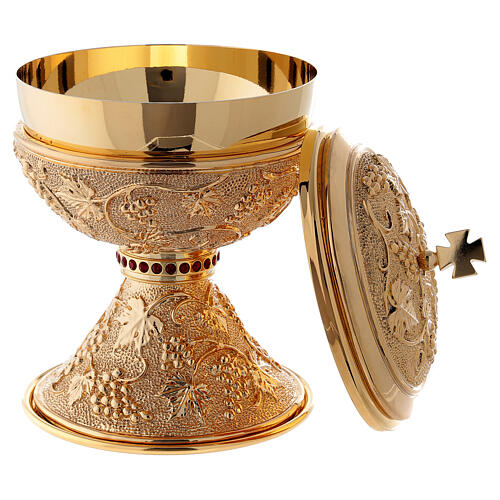 Ciborium of 24K gold plated brass with grapes and leaves 4