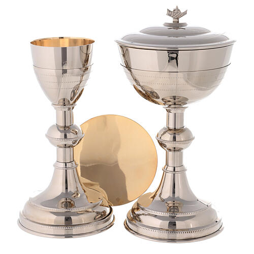 Chalice, pyx, paten, silver-plated brass, chiseled lines 1
