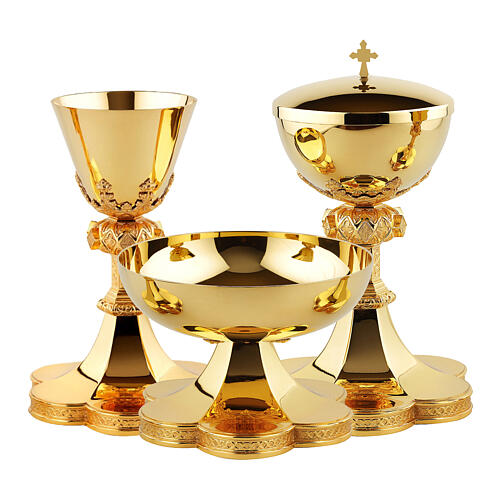 Chalice, ciborium and paten of Gothic style by Molina, gold plated brass 1