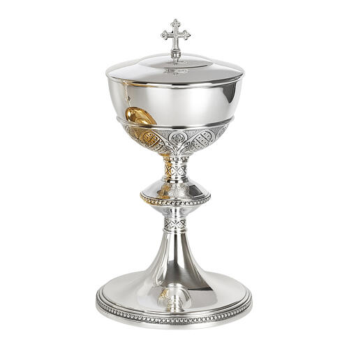 Set pour Eucharistie Molina en laiton doré avec design gothique 3