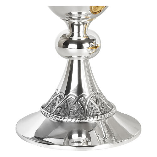 Set para eucaristía Molina de latón plateado con base cincelada 7