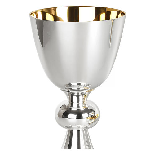 Molina Eucharist set in gilded brass with chiseled base 3