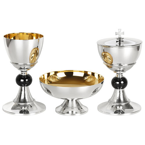 Molina Eucharist set in golden brass with black knot 1