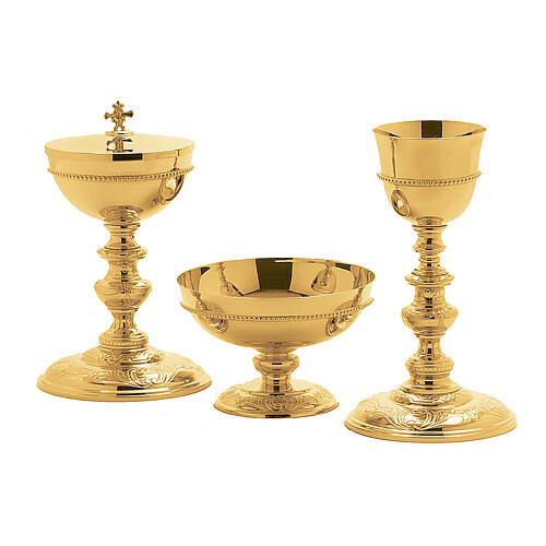 Eucharistic set chiselled by hand, gold plated brass, Molina 1