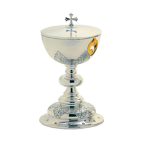Chalice ciborium and bowl paten with leaf pattern, silver-plated brass, Molina 3