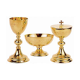 Set of chalice ciborium and paten bowl, Molina, gold plated brass, grapes and wheat