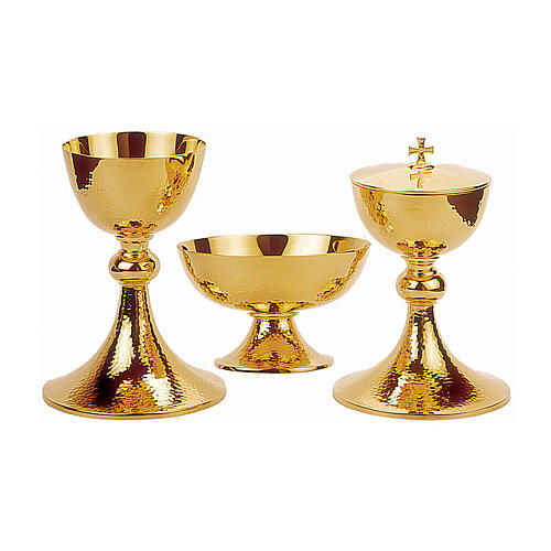 Set of chalice ciborium and paten bowl, Molina, hammered gold plated brass 1