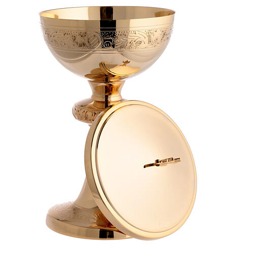 Modern chalice, ciborium and paten, gold plated brass, engraved vines 5