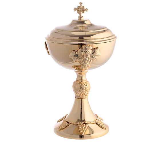 Chalice with paten and pyx in gilded brass with grape and branch decoration 5