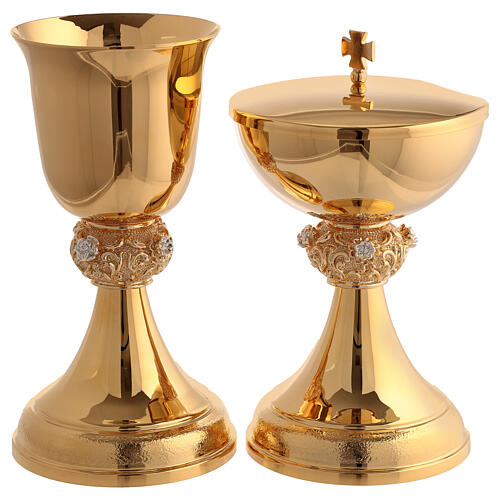 Set of chalice and ciborium with decorated node, silver roses on gold plated brass 1