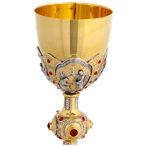 Kelch und Ziborium mit Darstellungen aus dem Leben Jesu aus vergoldetem Messing 3
