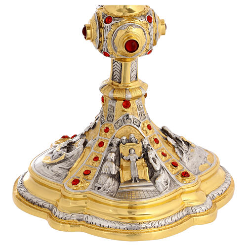 Kelch und Ziborium mit Darstellungen aus dem Leben Jesu aus vergoldetem Messing 10