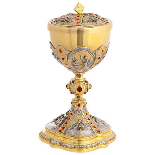 Kelch und Ziborium mit Darstellungen aus dem Leben Jesu aus vergoldetem Messing 11