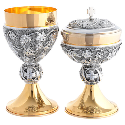 Bicolor Chalice and Ciborium Dotted Base Grapes and Wheat Cross Knot 1