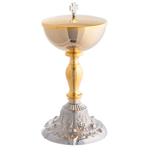 Bicoloured brass chalice and ciborium with embossed base scrolls 4