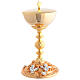 Kelch und Ziborium mit vergoldeten Ornamenten sowie versilberten Rosenblüten und Engeln s5