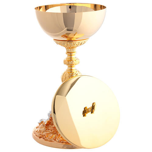 Golden chalice and ciborium with silver angels and rose patterns 7