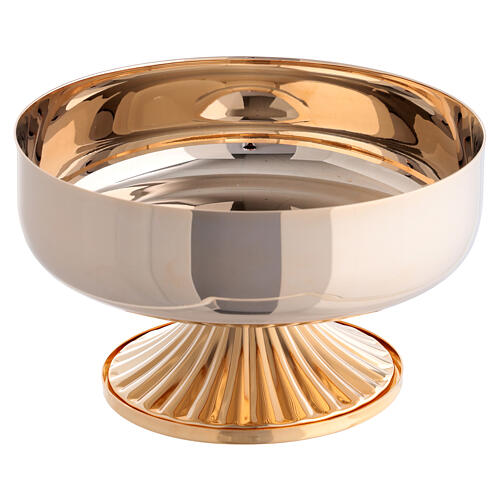 Low ciborium smooth golden brass cover wavy effect chiselled base 12 cm 2