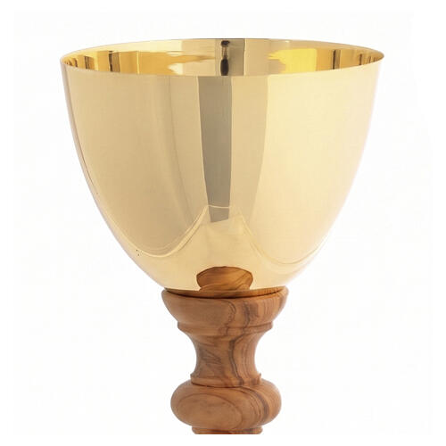 Olivewood chalice and ciborium with gold-finished metal cup 4