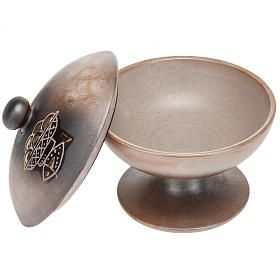 Puszka z ceramiki starożytna terakota i złoto