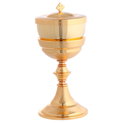 Gold nickel-plated chalice and ciborium with brushed finish 5