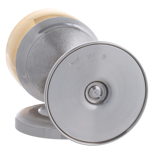 Cáliz y copón niquelados plateados acabado dorado y efecto cepillado 8