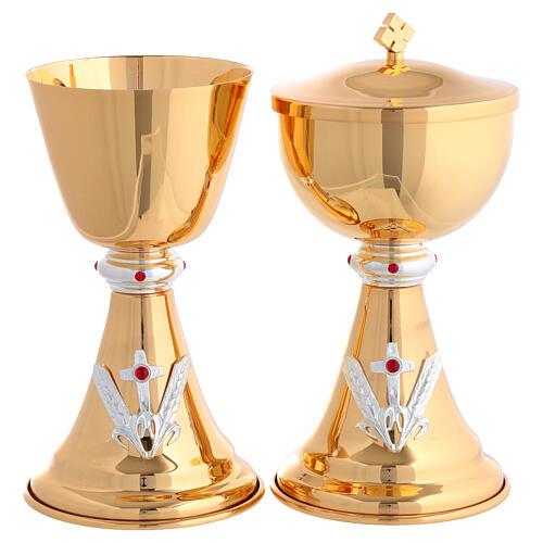 Calice e pisside dorati croce e spighe di grano con gemme rosse 1