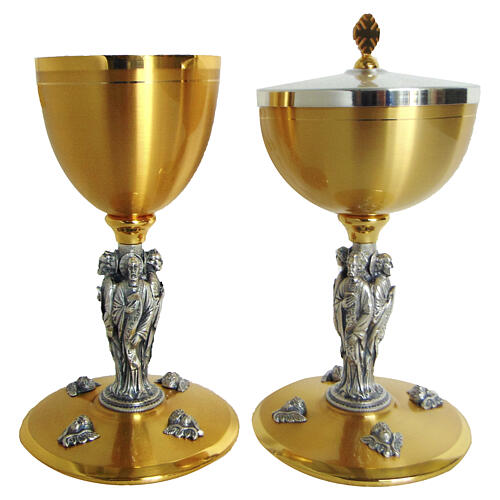 Calice et ciboire moulés en laiton doré avec statuettes des 4 évangélistes 1