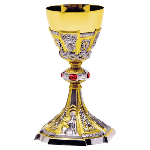 Two-tone chalice and ciborium with Gospel symbol and red stones 3