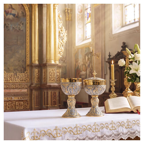 Chalice and ciborium, Passion of Jesus, two-tone Celtic style 2