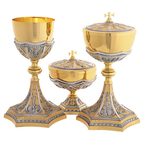 Set calice pisside patena ottone bicolore Annunciazione Nascita e Battesimo di Gesù 1