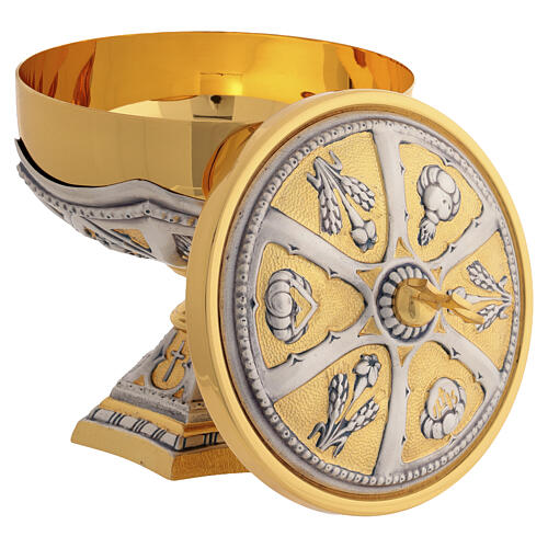 Set calice pisside patena ottone bicolore Annunciazione Nascita e Battesimo di Gesù 9