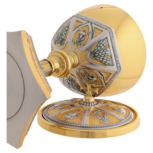Set calice pisside patena ottone bicolore Annunciazione Nascita e Battesimo di Gesù 13