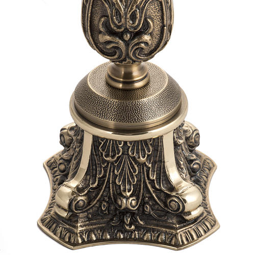 Candle holder in decorated bronze 2