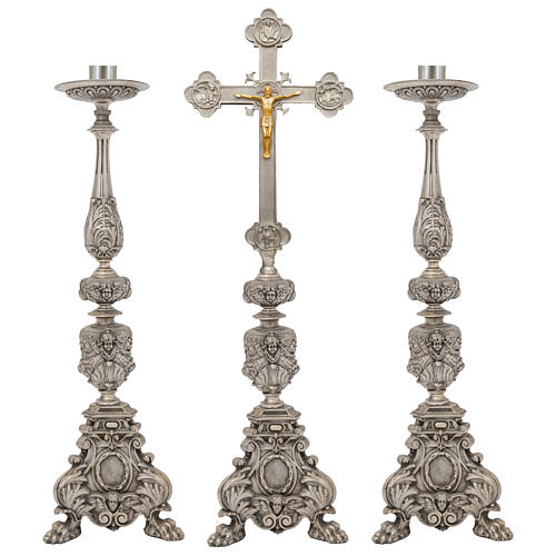 Set de candélabres et croix style baroque en fonte de bronze avec finition argentée 120 cm 1
