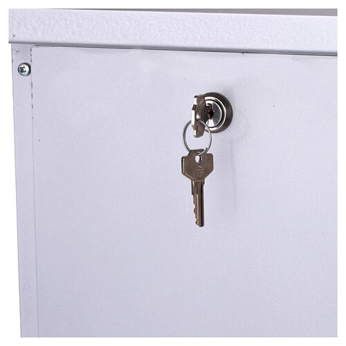 Votive candle stand for church or cathedral with safe for 60/80 candles 3