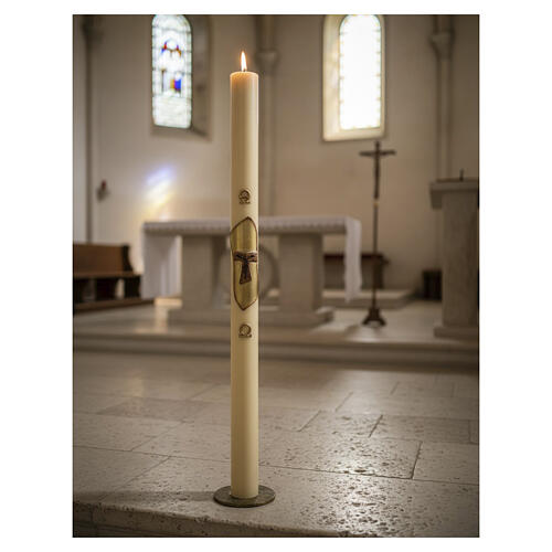 Paschal candle in beeswax with Franciscan Tau on parchment decor, 8x120 cm 4