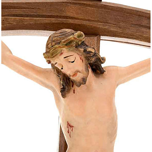 Krzyż wygięte ramiona ciemne drewno pomalowany 2