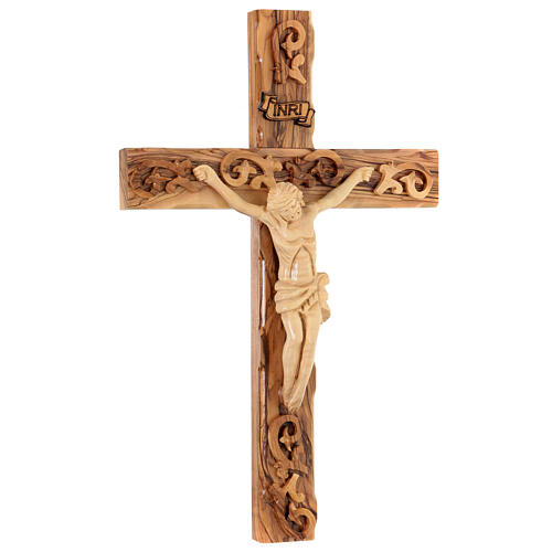 Cross in Holy Land olive wood with wavy edges 4