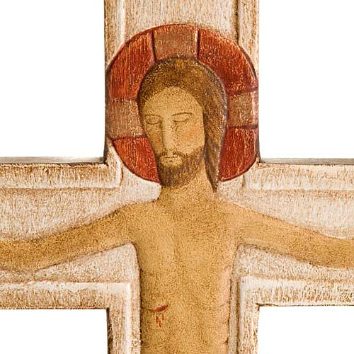 Cristo na cruz madeira relevo pintado branco 2